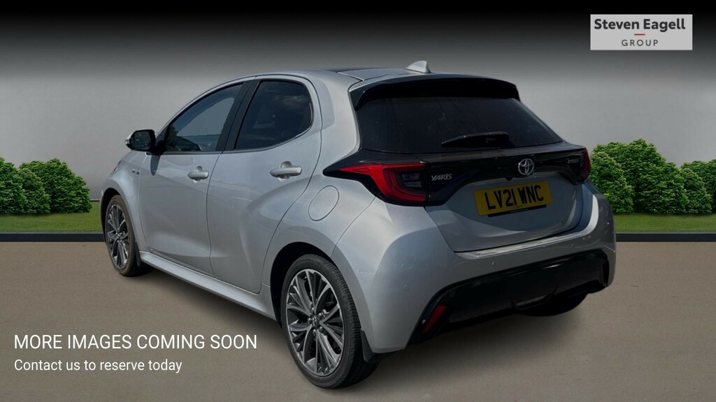 Toyota Yaris 1.5 Vvt-h Excel Hatchback Hybrid E-cvt Silver #2