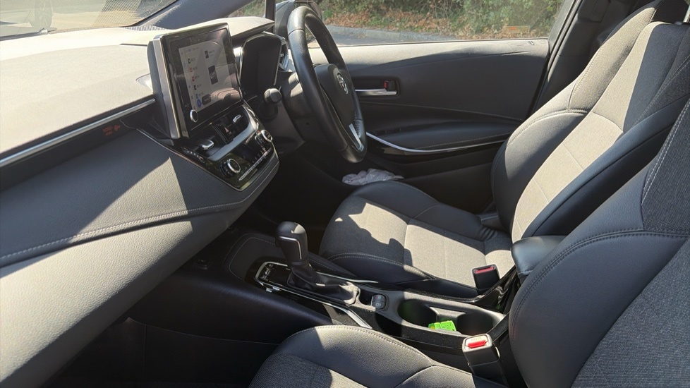 Toyota Corolla 1.8 Vvt-h Design Touring Sports Hybrid Black #5