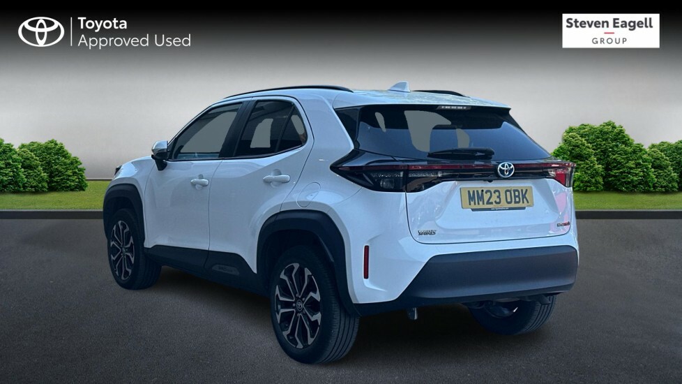 Toyota Yaris Cross 1.5 Vvt-h Design E-cvt Euro 6 Ss White #4