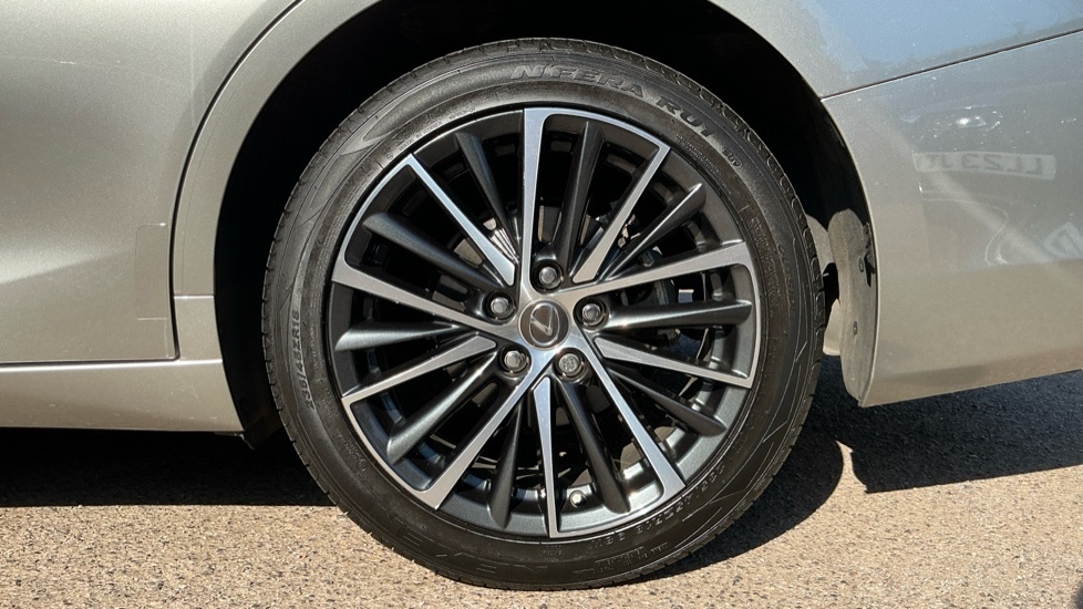 Lexus ES 2.5 300H Takumi Saloon Hybrid E-cvt Eur  #24