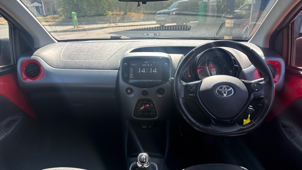 Toyota Aygo 1.0 Vvt-i X-trend Hatchback Euro Red #6