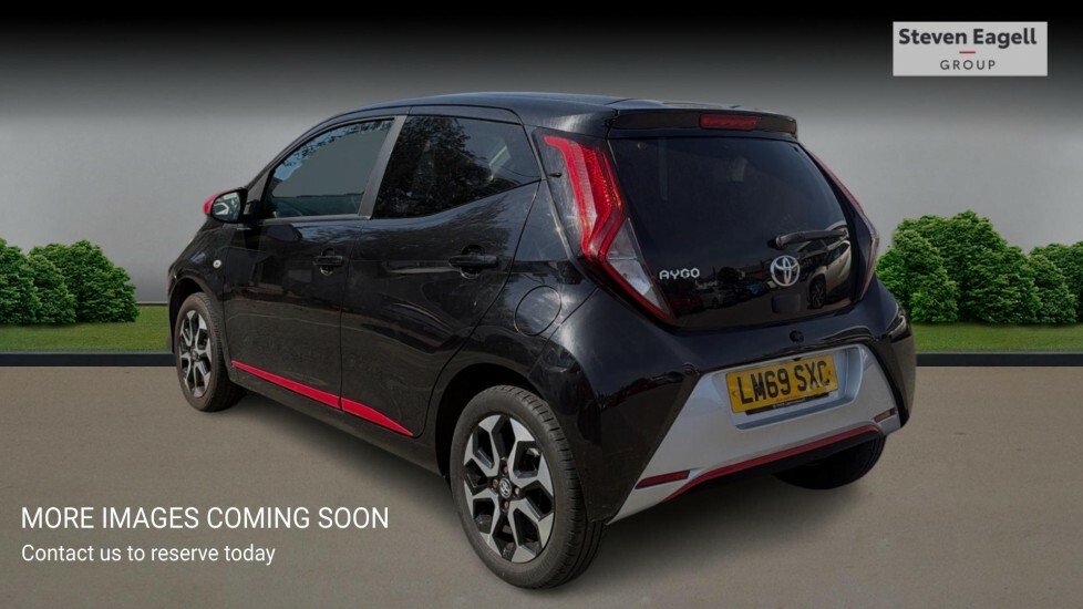 Toyota Aygo 1.0 Vvt-i X-trend Euro 6 Black #2