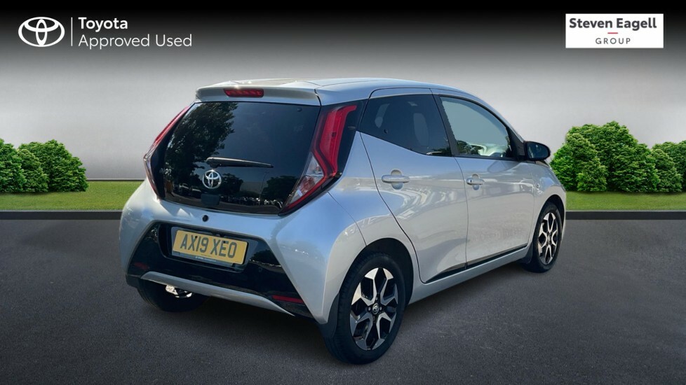 Toyota Aygo 1.0 Vvt-i X-trend Euro 6 Silver #2