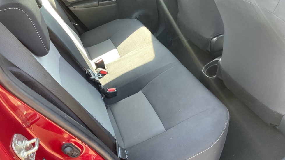 Toyota Yaris 1.5 Vvt-i Icon Tech Euro 6 Grey #8