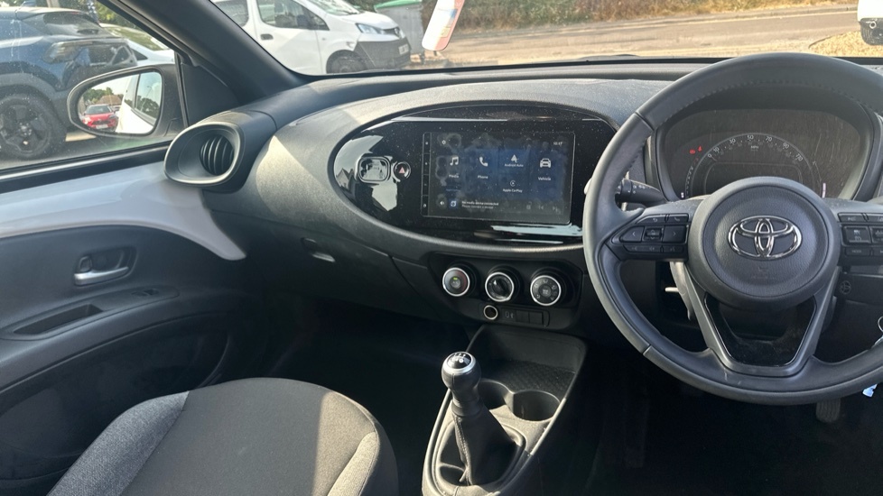 Toyota Aygo X 1.0 Vvt-i Pure Euro 6 Ss White #6