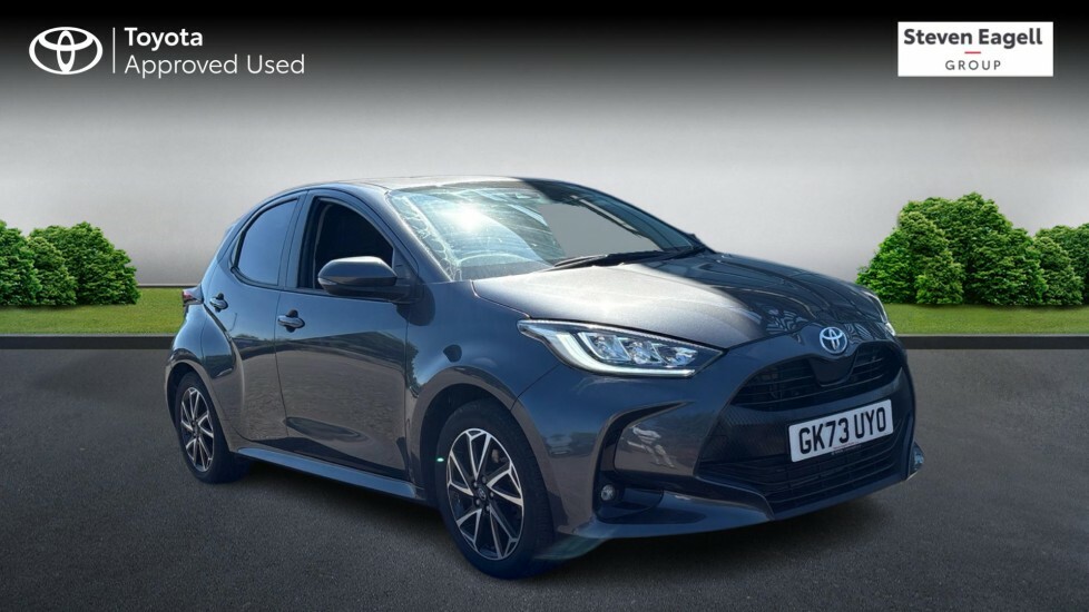 Toyota Yaris 1.5 Vvt-h Design E-cvt Euro 6 Ss Grey
