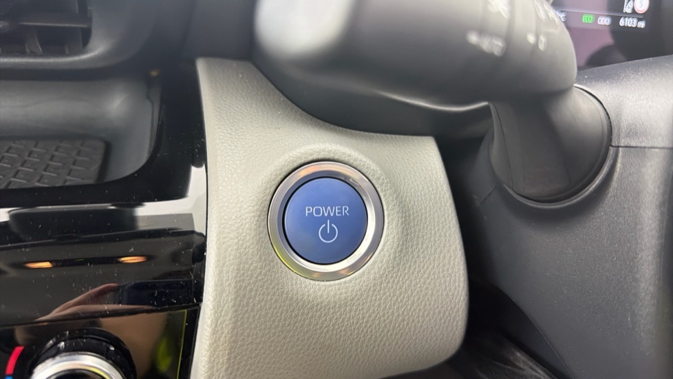 Toyota Yaris Cross 1.5 Hybrid Excel Awd Silver #16