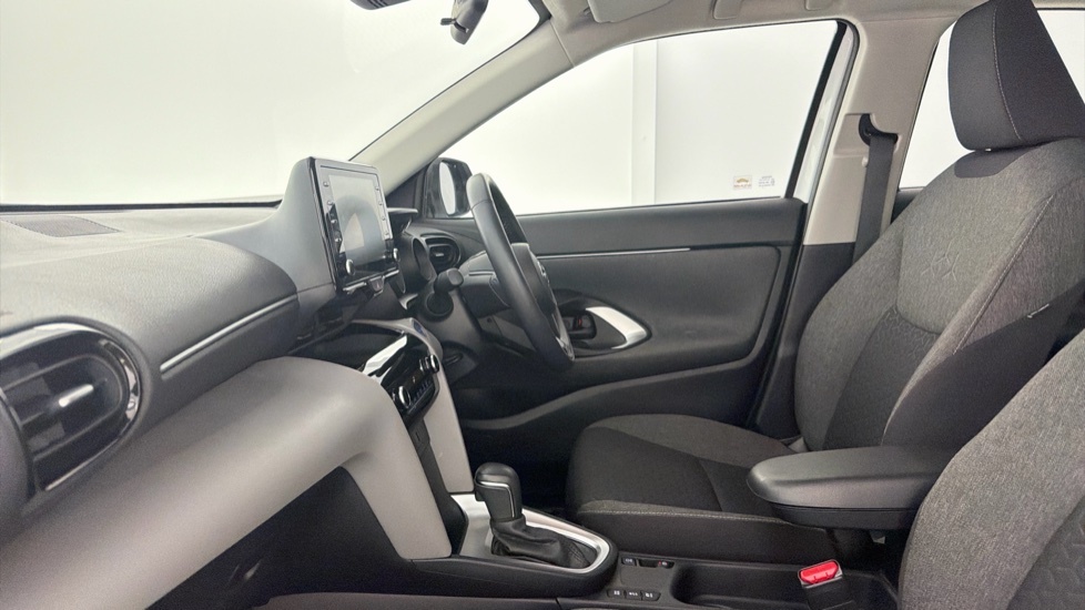 Toyota Yaris Cross 1.5 Vvt-h Icon Suv Hybrid E-cvt Euro 6 White #5