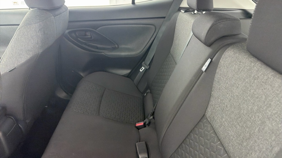 Toyota Yaris Cross 1.5 Hybrid Excel Awd Silver #15