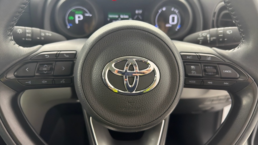 Toyota Yaris Cross 1.5 Hybrid Excel Awd Silver #10