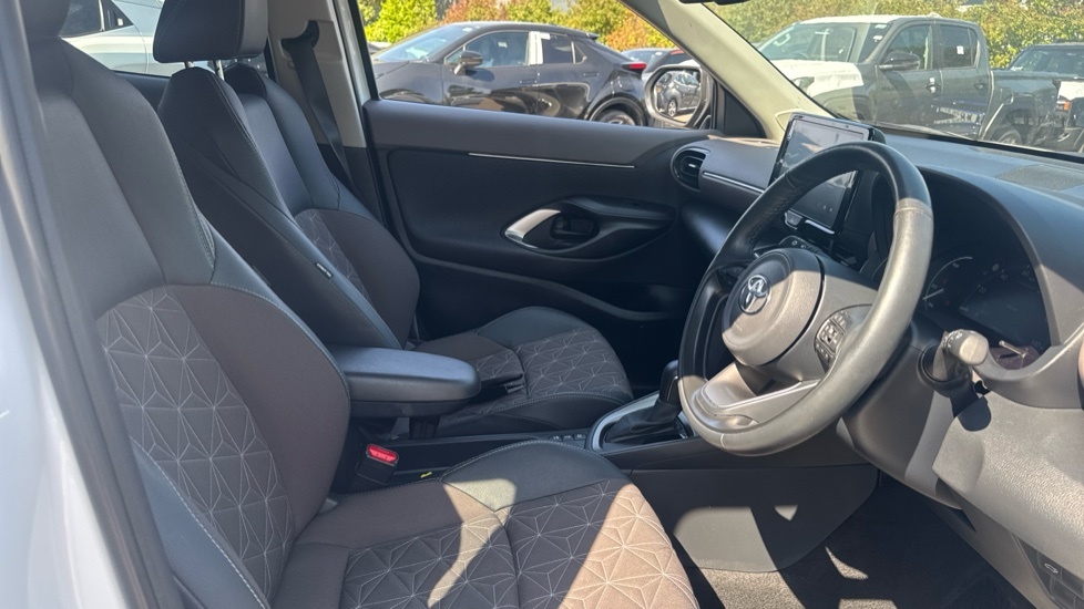 Toyota Yaris Cross 1.5 Vvt-h Excel E-cvt Euro 6 Ss Black #12