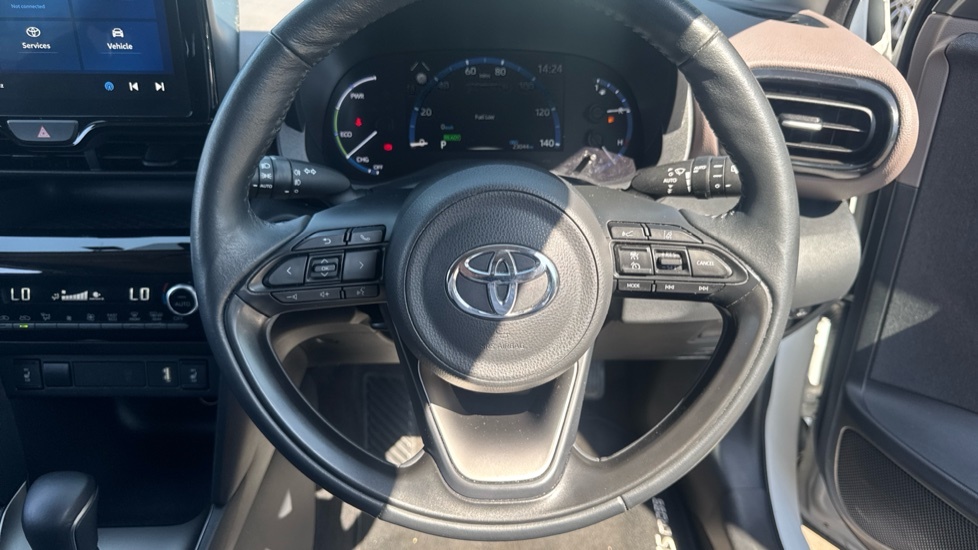 Toyota Yaris Cross 1.5 Vvt-h Excel E-cvt Euro 6 Ss Black #10