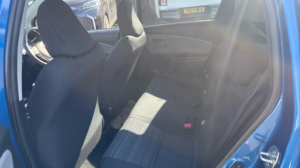 Toyota Yaris 1.33 Dual Vvt-i Design Euro 6 White #15