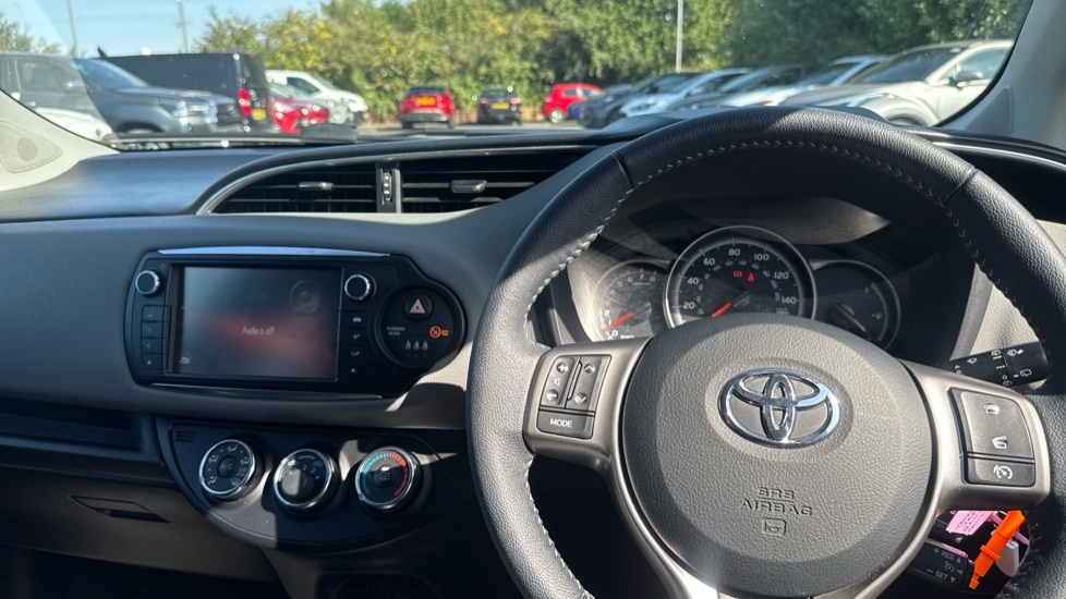 Toyota Yaris 1.33 Dual Vvt-i Design Euro 6 White #10