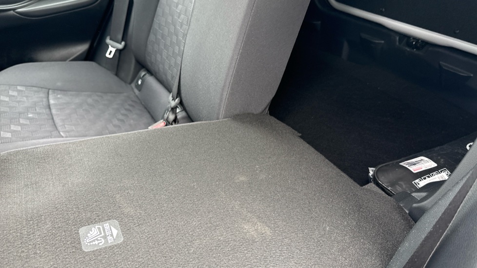 Toyota Yaris 1.5 Hybrid 130 Gr Sport Cvt #18