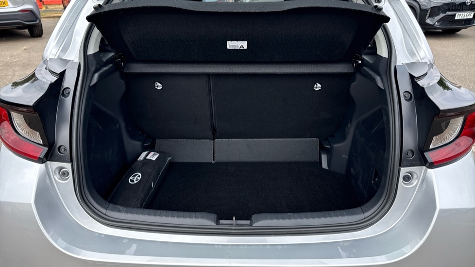 Toyota Yaris 1.5 Hybrid 130 Gr Sport Cvt #13