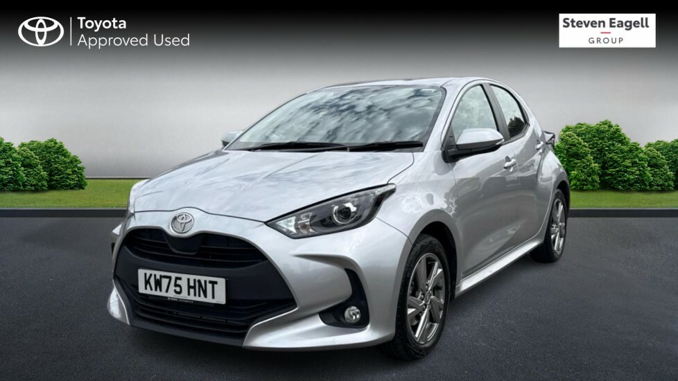Toyota Yaris 1.5 Vvt-h Icon Hatchback Hybrid E-cvt E Silver #3