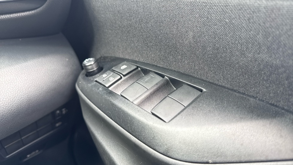 Toyota Yaris 1.5 Hybrid 130 Gr Sport Cvt #29