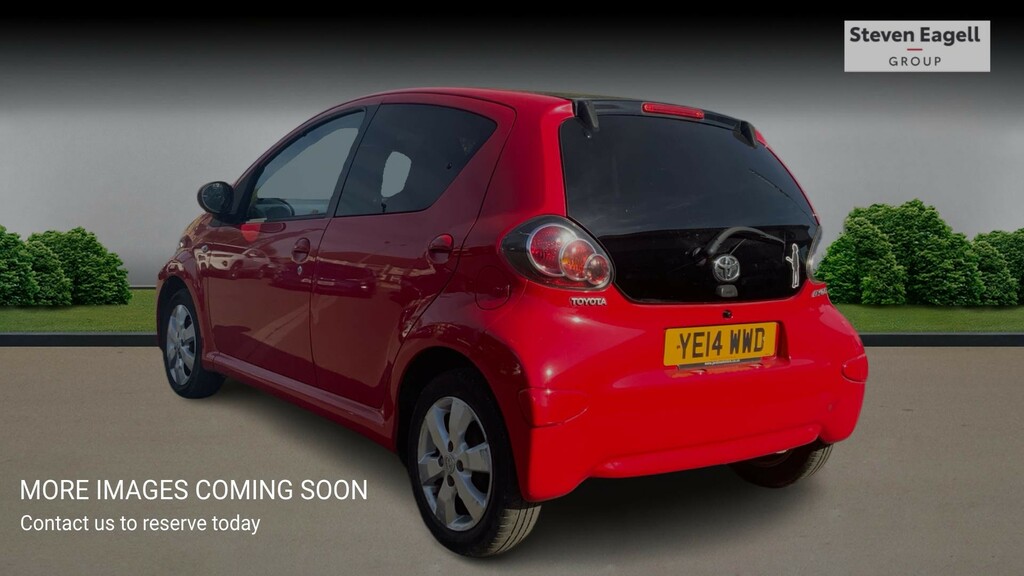 Toyota Aygo 1.0 Vvt-i Move Hatchback Euro 5 Red #2