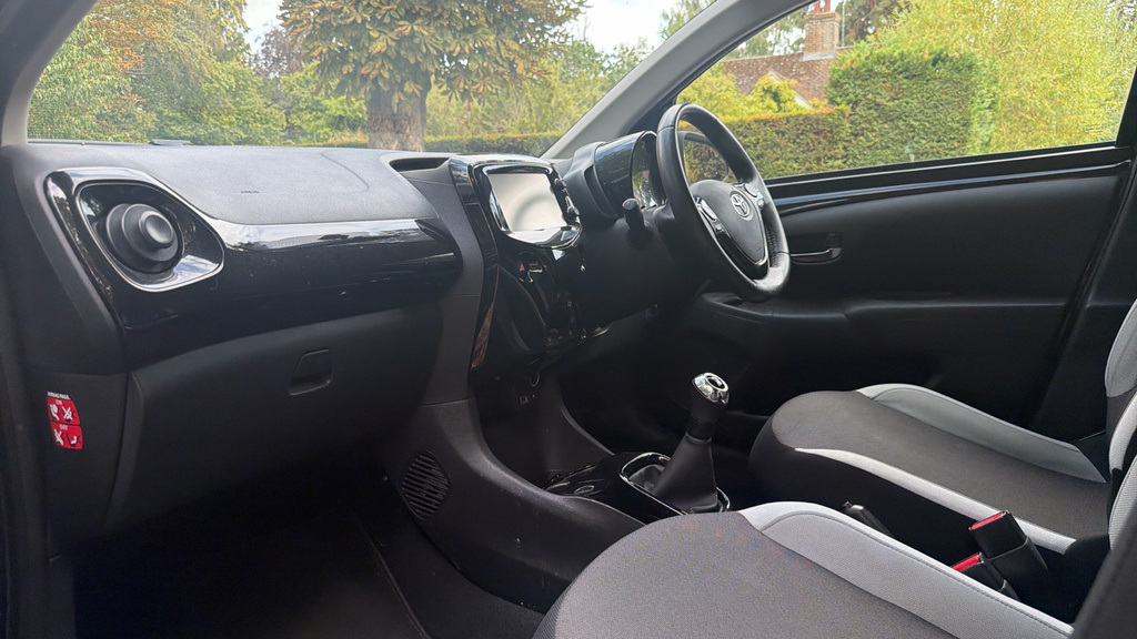Toyota Aygo 1.0 Vvt-i X-press Euro 6 Black #5