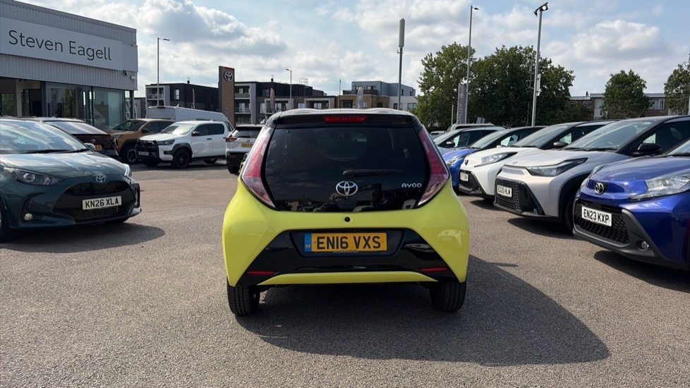 Toyota Aygo 1.0 Vvt-i X-play Euro 6 Red #26