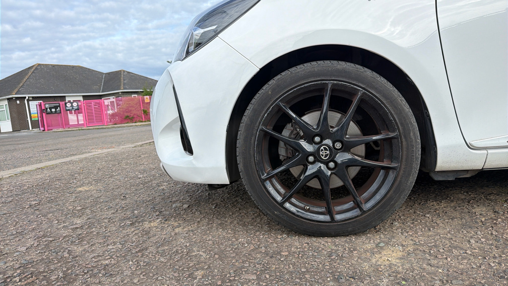 Toyota Yaris 1.5 Hybrid Y20 Cvt Bi-tone #25