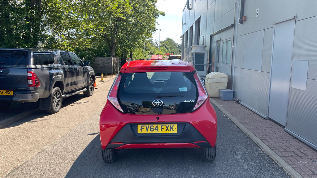 Toyota Aygo 1.0 Vvt-i X-play Euro 5 Euro 5 Red #26