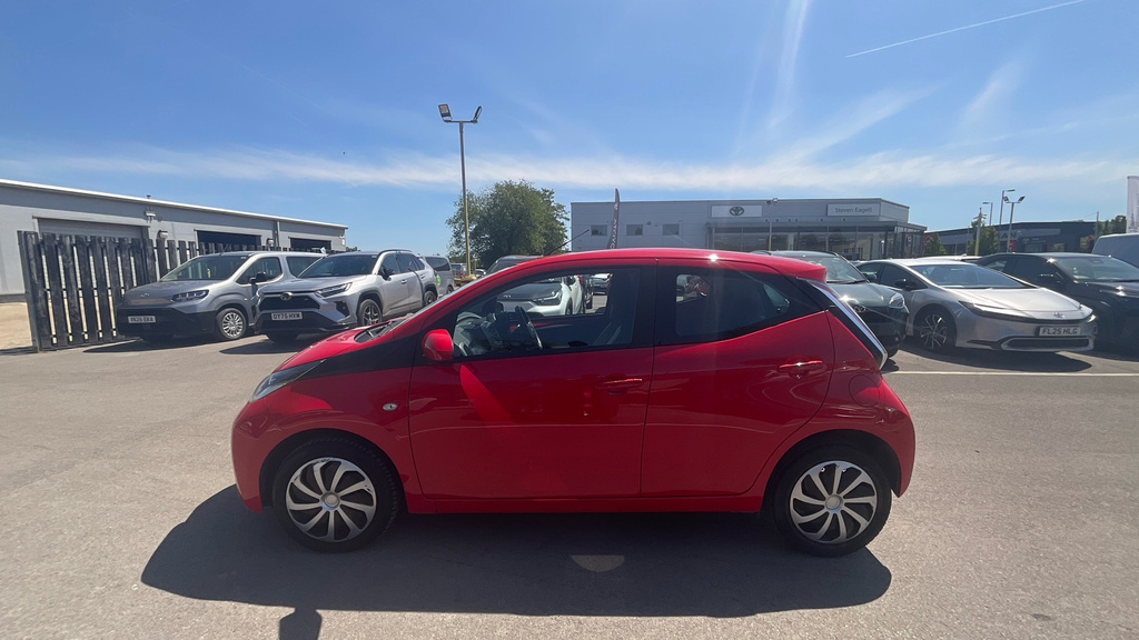 Toyota Aygo 1.0 Vvt-i X-play Euro 5 Euro 5 Red #24