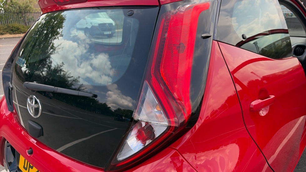 Toyota Aygo 1.0 Vvt-i X-trend Euro 6 Safety Sense White #21