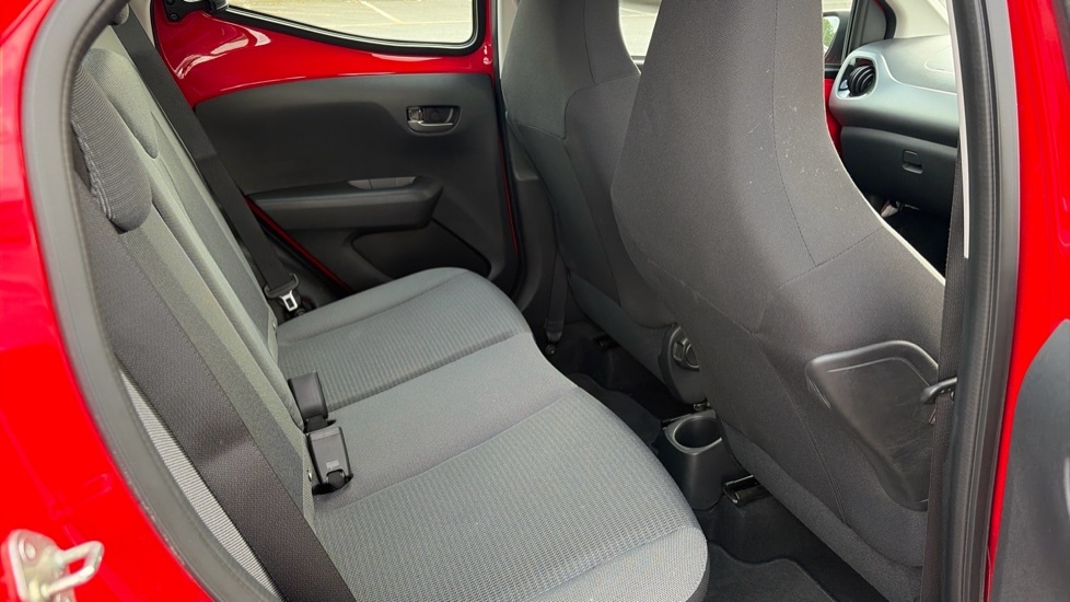 Toyota Aygo 1.0 Vvt-i X-trend Euro 6 Safety Sense White #8