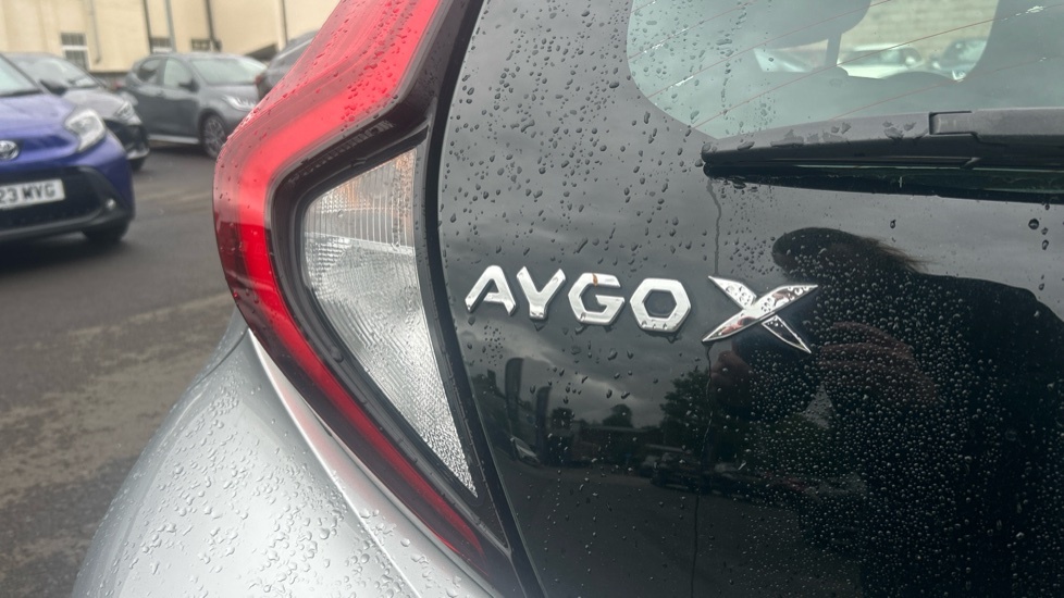 Toyota Aygo X 1.0 Vvt-i Pure Hatchback Euro 6 White #21