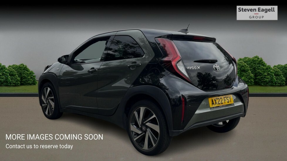 Toyota Aygo X 1.0 Vvt-i Edge Euro 6 Ss AX22FSY Green #2