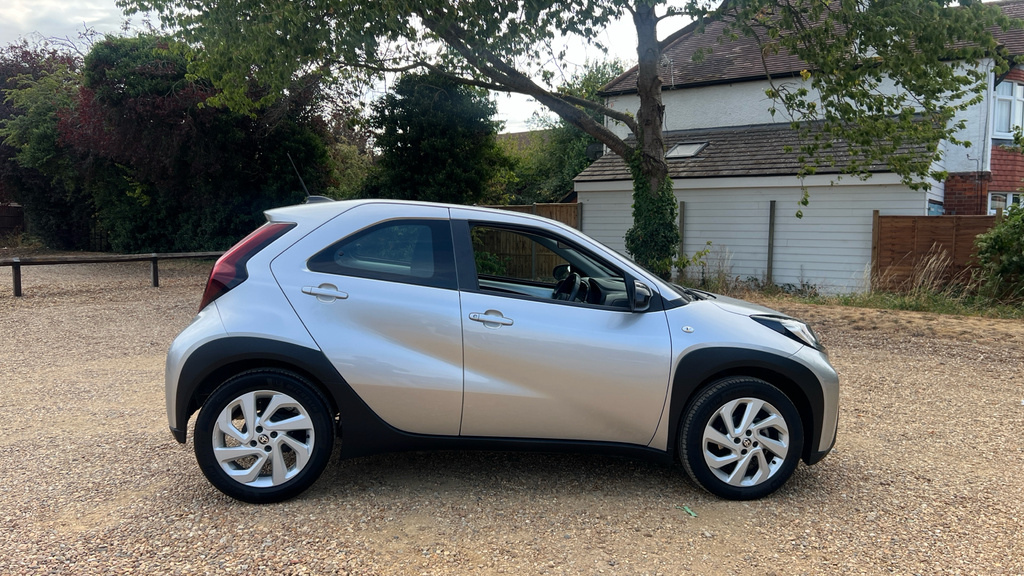 Toyota Aygo X 1.0 Vvt-i Pure Hatchback Euro 6 Silver #23