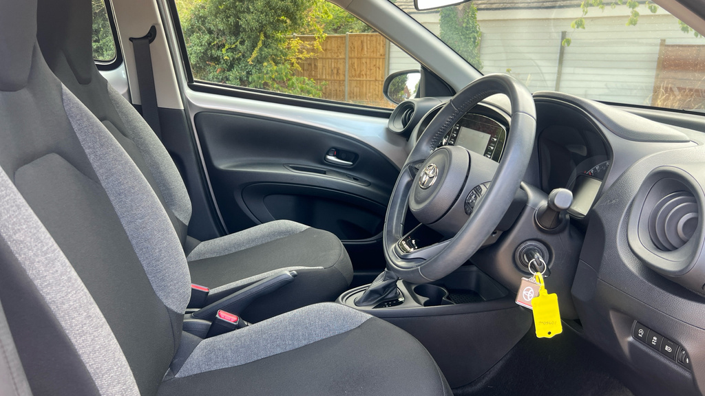 Toyota Aygo X 1.0 Vvt-i Pure Hatchback Euro 6 Silver #12