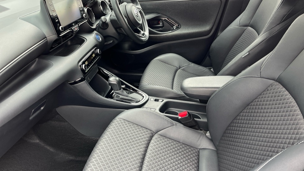 Toyota Yaris 1.5 Vvt-h Dynamic E-cvt Euro 6 Ss #5