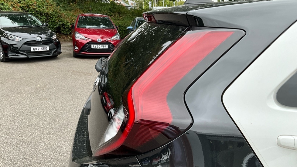 Toyota Aygo X Toyota Aygo X Pure Black #21