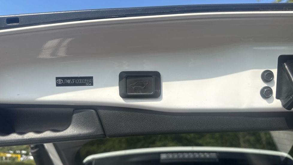 Toyota Rav 4 2.5 Phev Gr Sport Cvt Pan Roof Estate Black #40