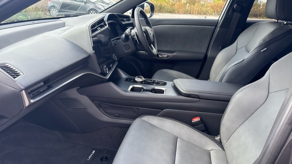 Lexus RZ 350E 77Kwh Premium Plus AF75GJJ Grey #6