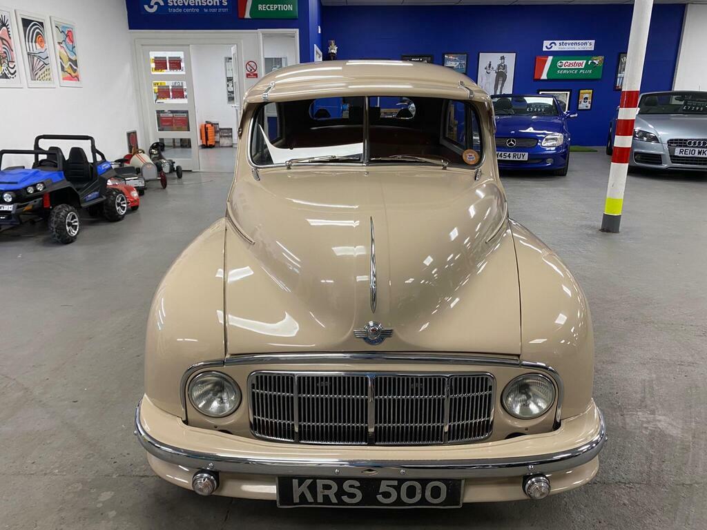 Morris Minor 1.3 Beige #3