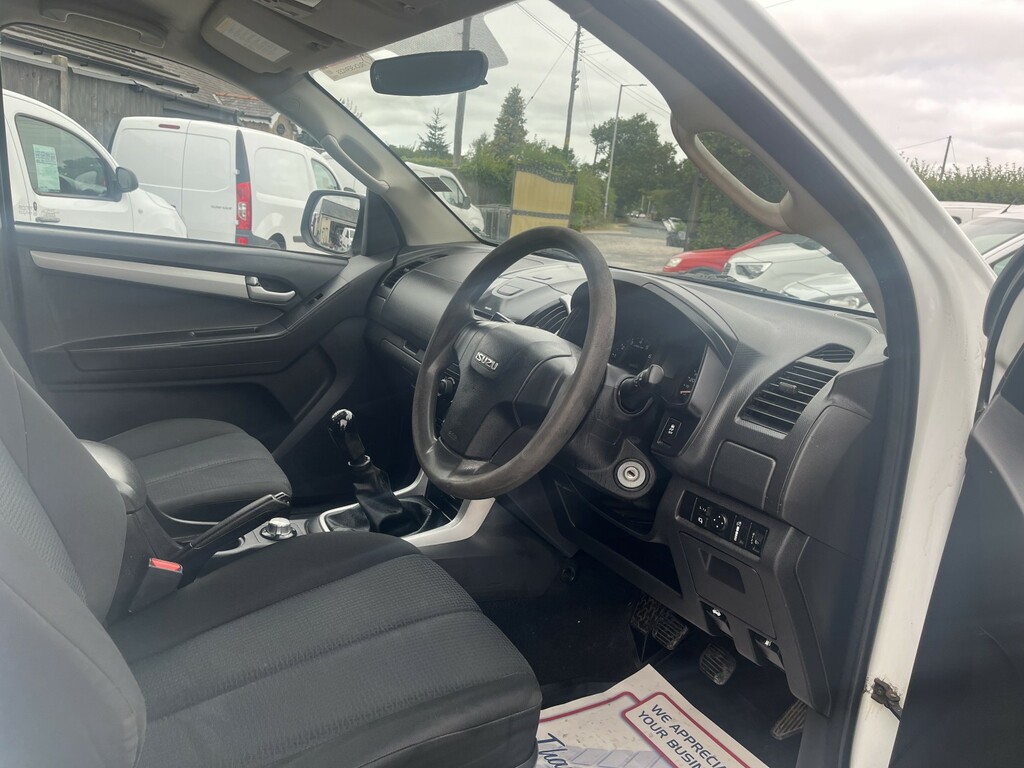 Isuzu D-Max Pickup 2.5 Td Eiger 201414 White #3