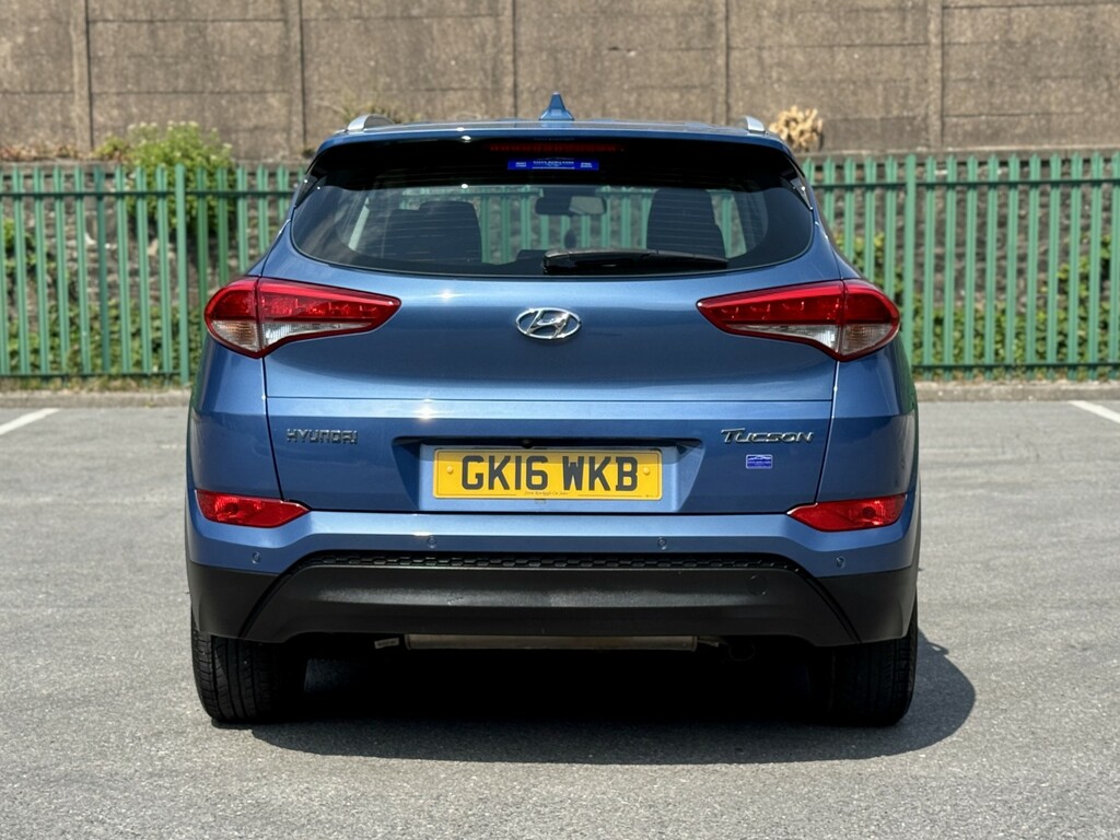 Hyundai Tucson Tucson Premium Blue Drive 2Wd Crdi Silver #8