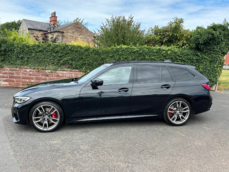 BMW M3 3.0 Mhev M-sport Touring X-drive Black #4