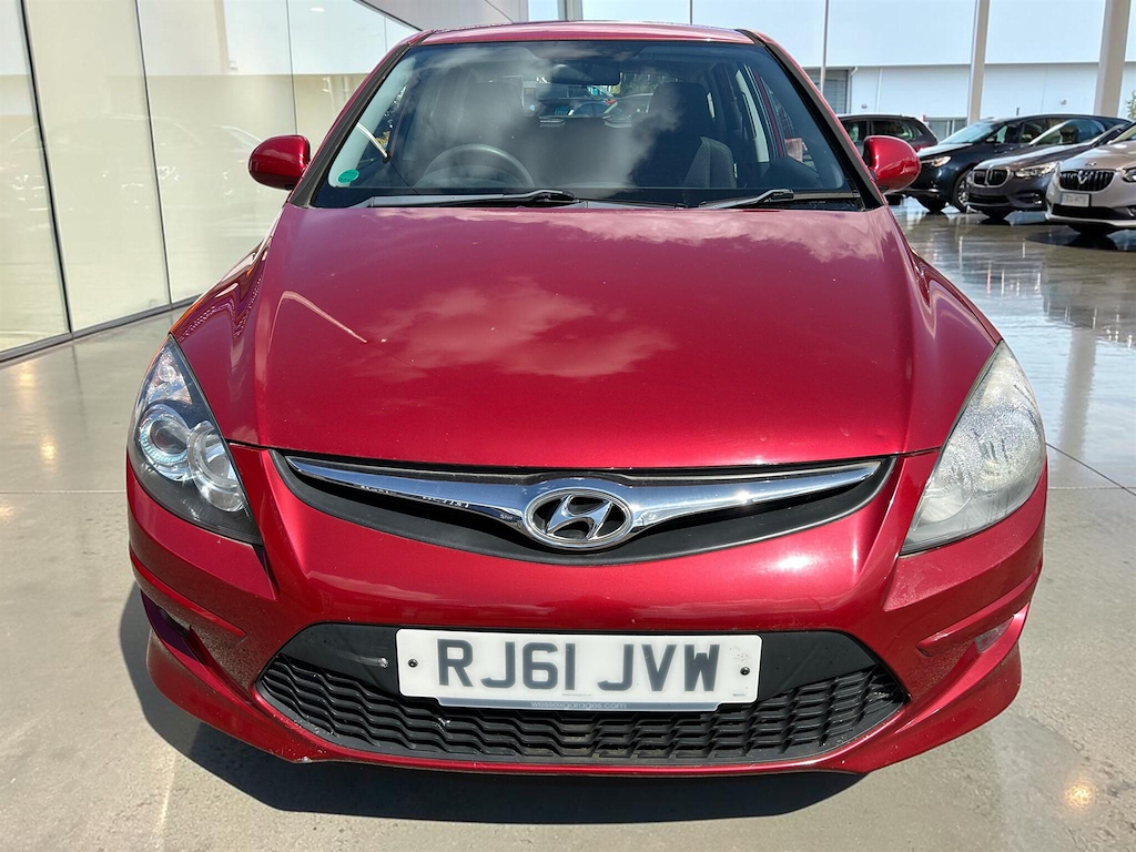 Hyundai I30 Hatchback Red #3