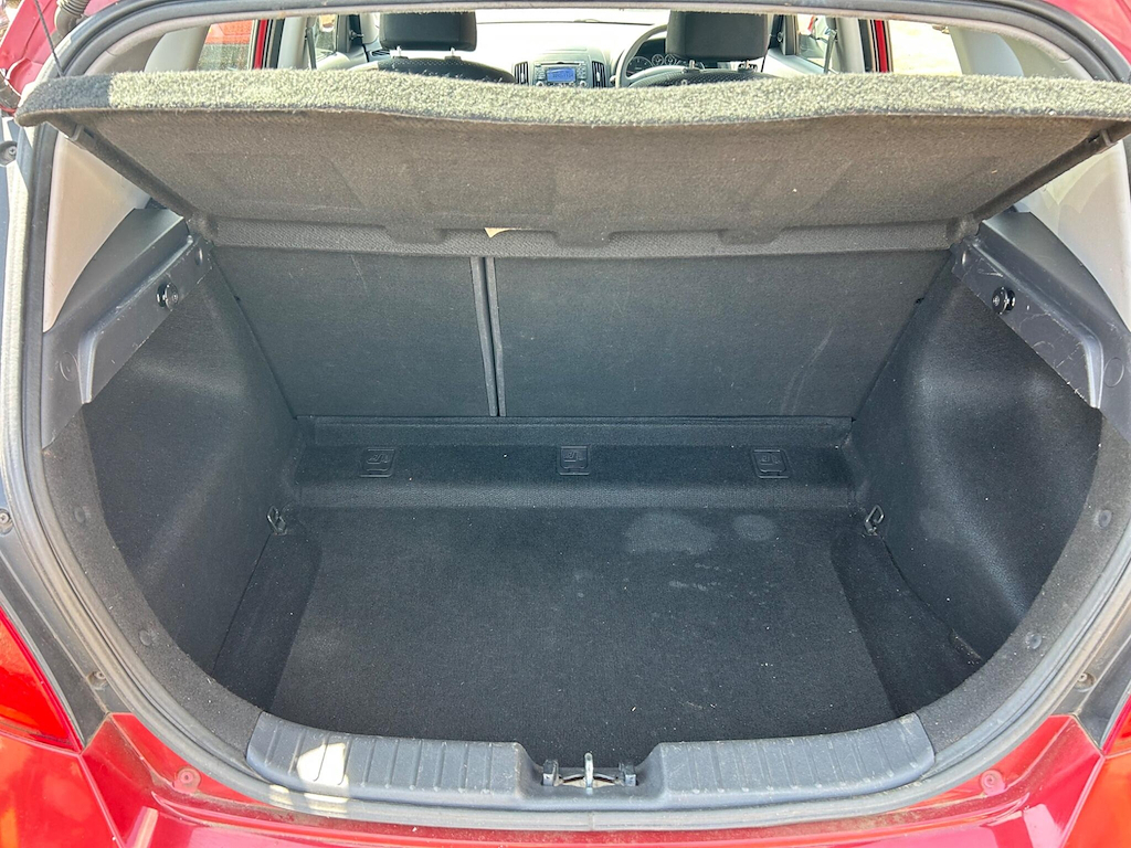 Hyundai I30 1.6L Premium Crdi 113 Bhp Blue #14