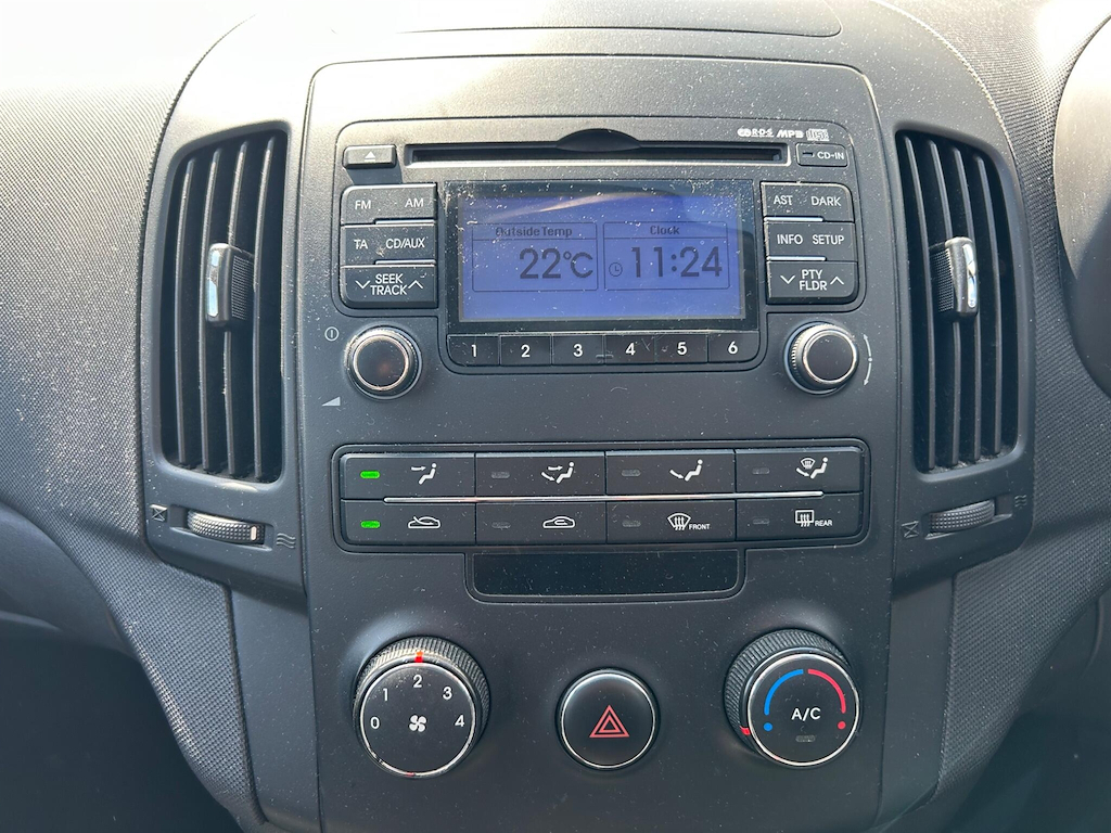 Hyundai I30 1.6L Premium Crdi 113 Bhp Blue #13