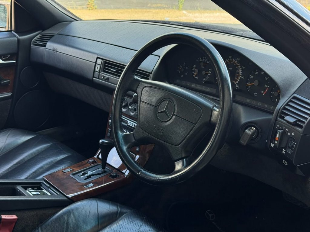 Mercedes-Benz SL Class 3L Null Black #4