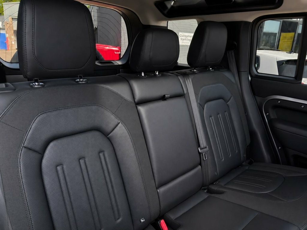 Land Rover Defender 3L Se Grey #6