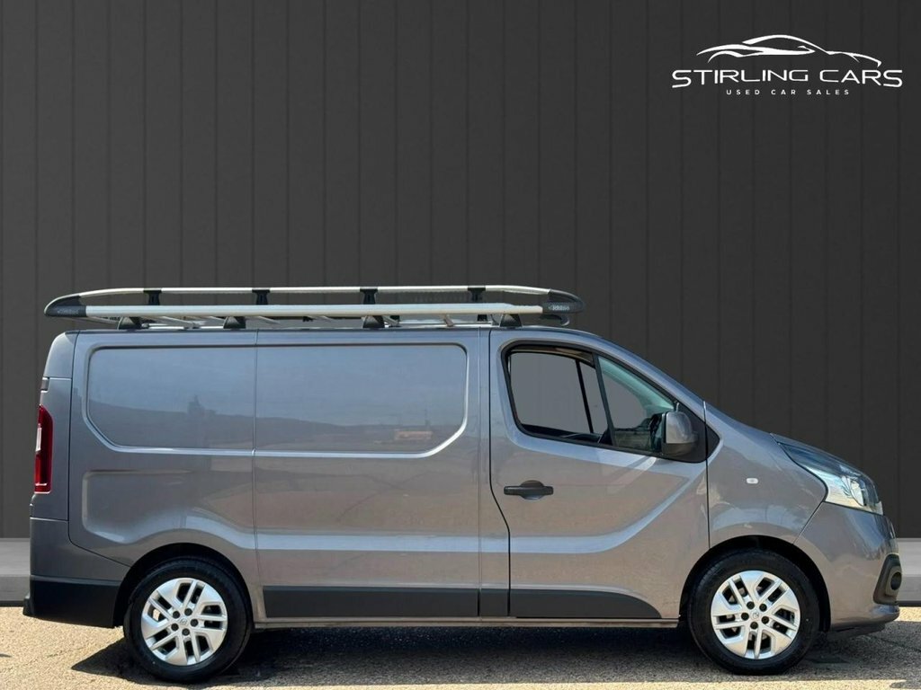Renault Trafic 1.6 Sl29 Business Plus Energy Dci 125 Bhp Euro 6 White #8