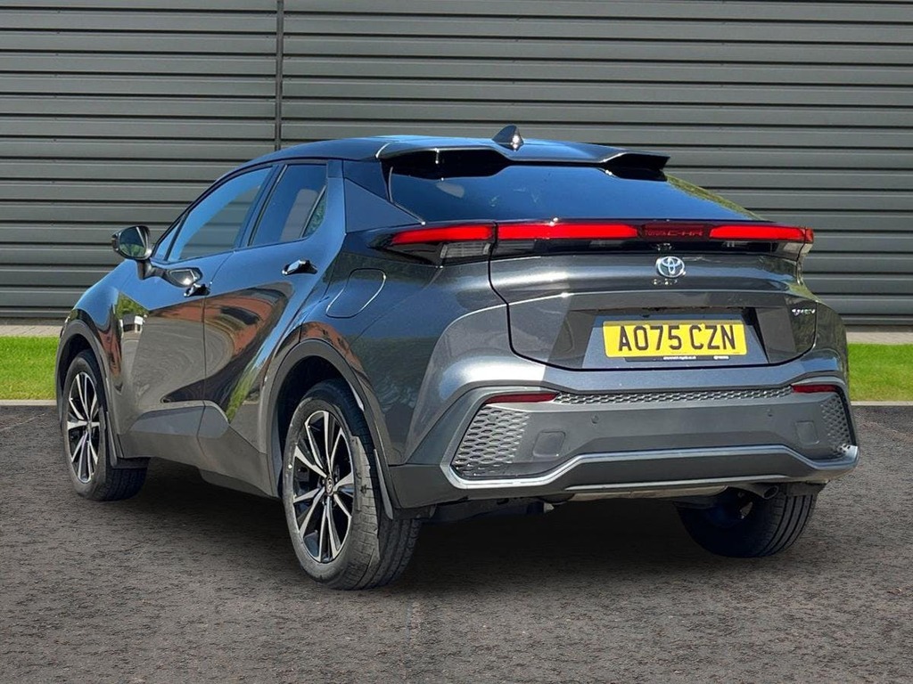 Toyota C-Hr 2.0 Vvt 13.6Kwh Design Suv Plug In Hybr Grey #5