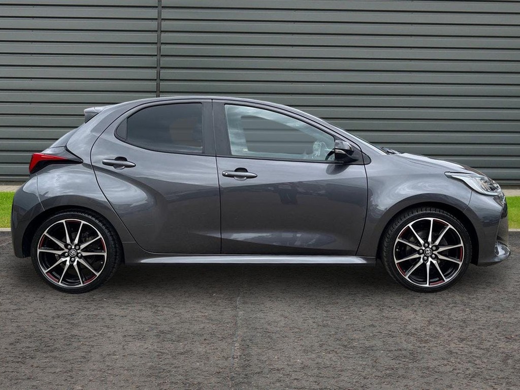 Toyota Yaris 1.5 1.5 Vvt-h Gr Sport Hatchback Hybrid ST23LXK Grey #2